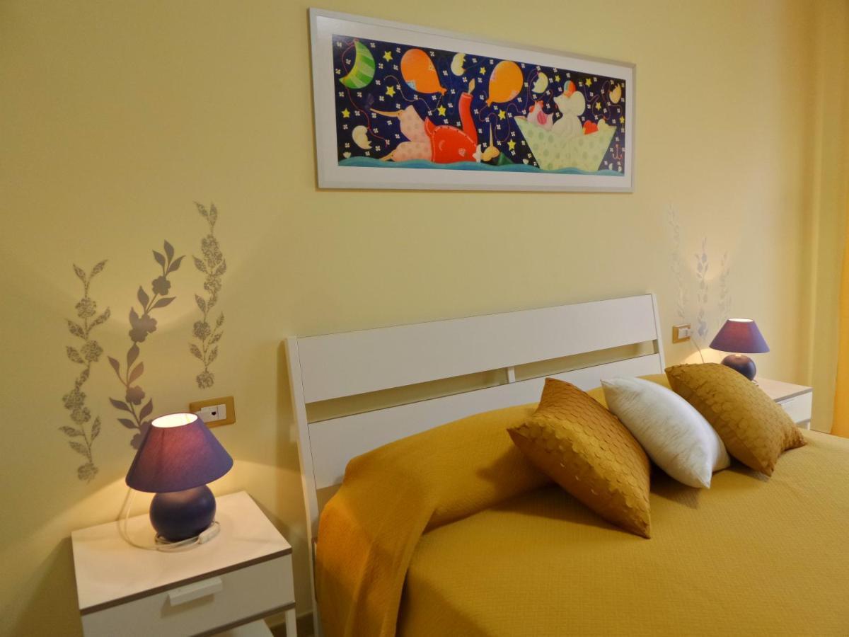 Il Giardino Delle Zagare Bed and Breakfast Fondi Buitenkant foto